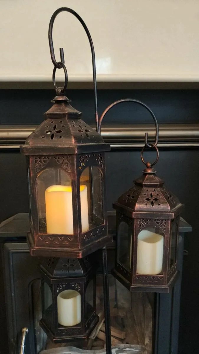 Hanging Lanterns - Image 2