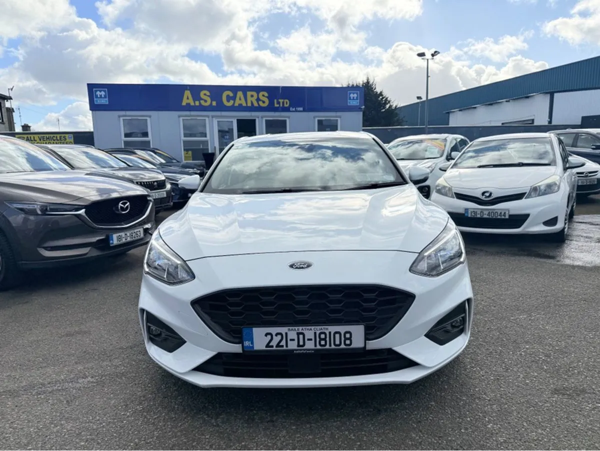 Ford Focus St-line Edition 5DR 1.0t Petrol - Image 3