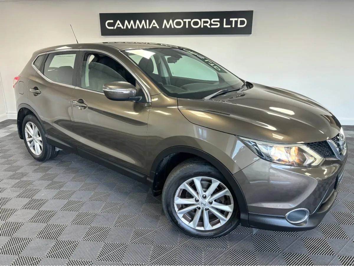 Nissan QASHQAI Nissan Qashqai 1.5 DSL SV 4DR - Image 1