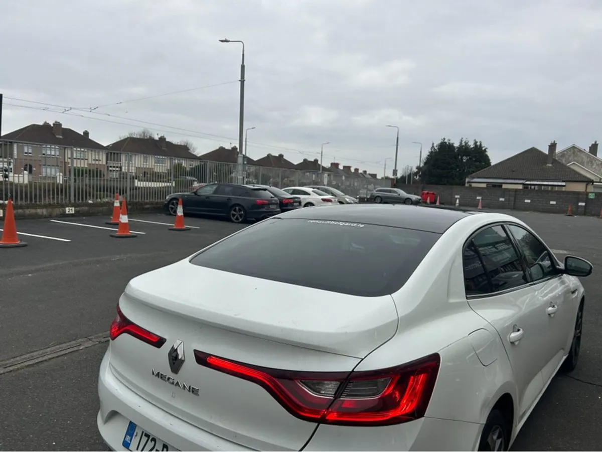 Renault Grand Megane Automatic/////only 74000KLMS - Image 4