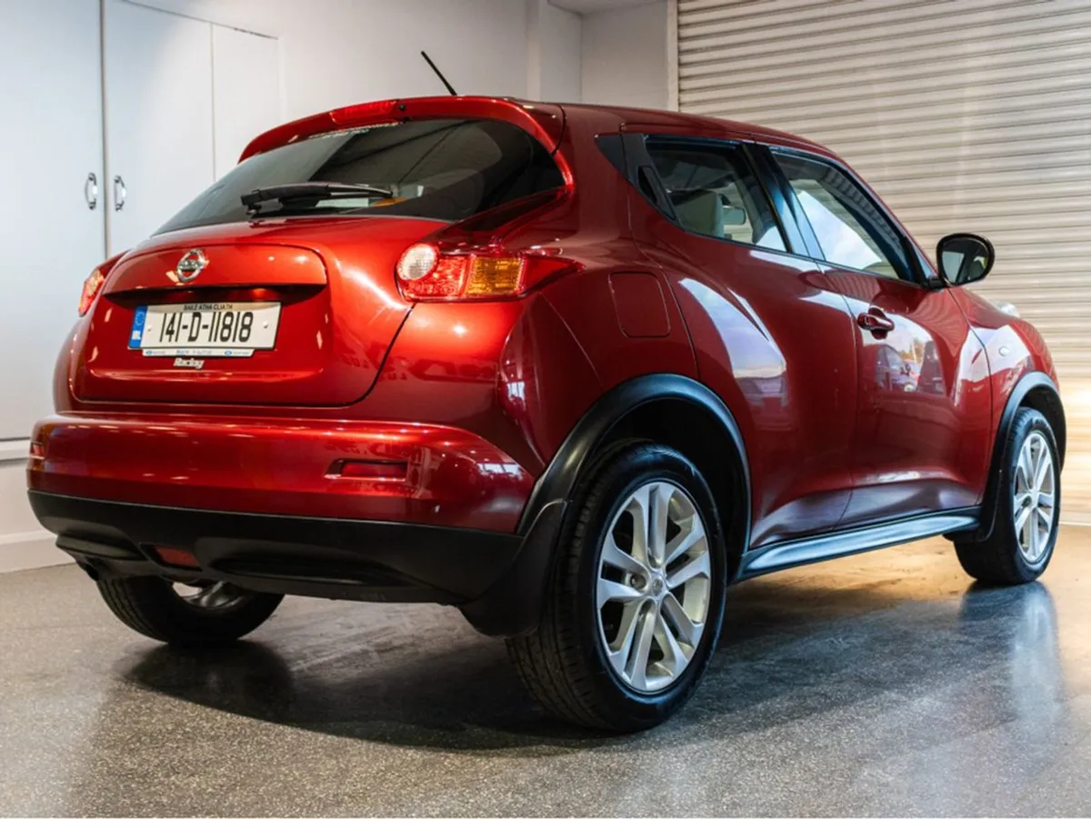 Nissan Juke 1.6 SV CVT 5DR Auto 4DR - Image 4