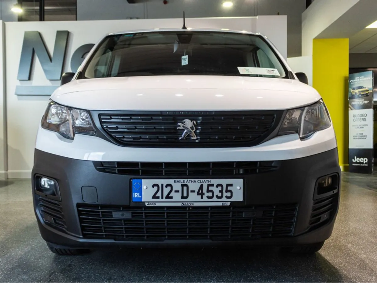 Peugeot Partner Professional Plus 1.5 Blue HDI - Image 2