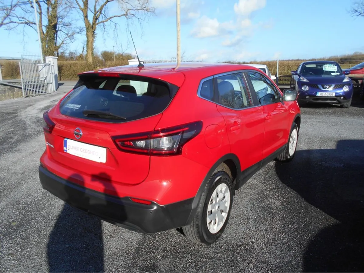 Nissan QASHQAI 1.5 DCI Visia 115 BHP - Image 2