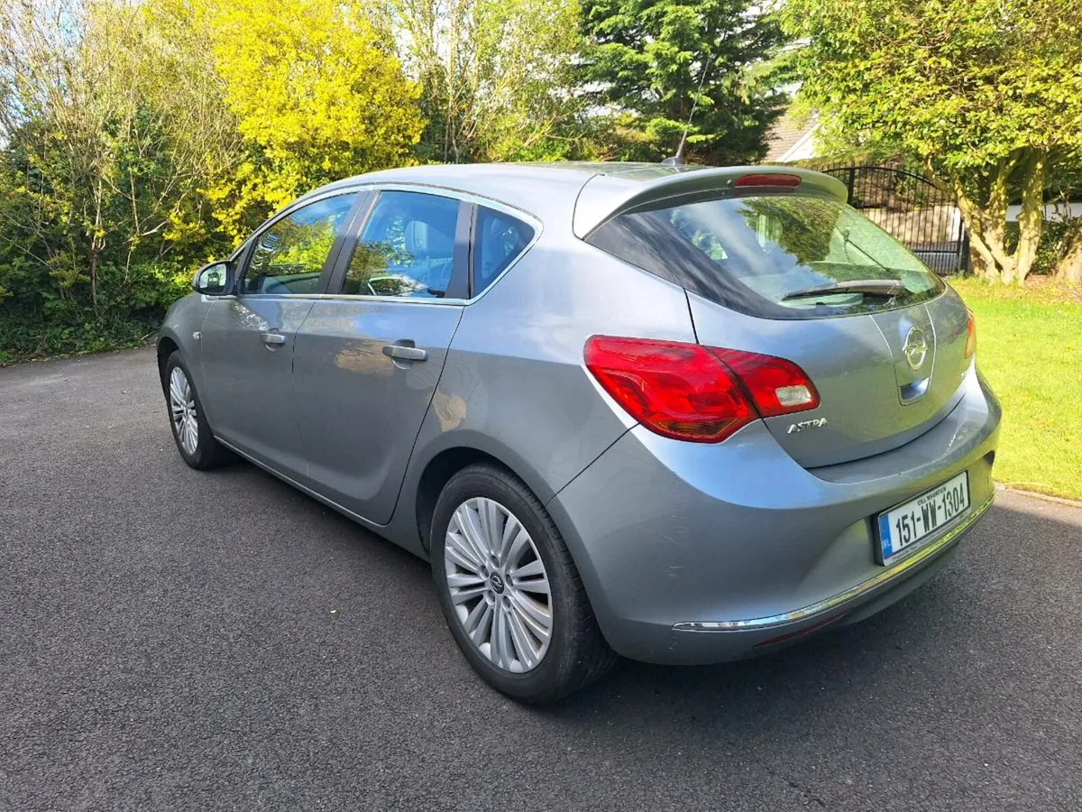 Opel Astra - Image 2
