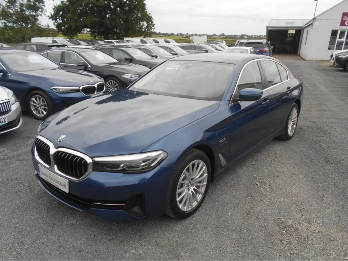 BMW 5 Series 530e SE Auto (plug IN Hybrid) - Image 4