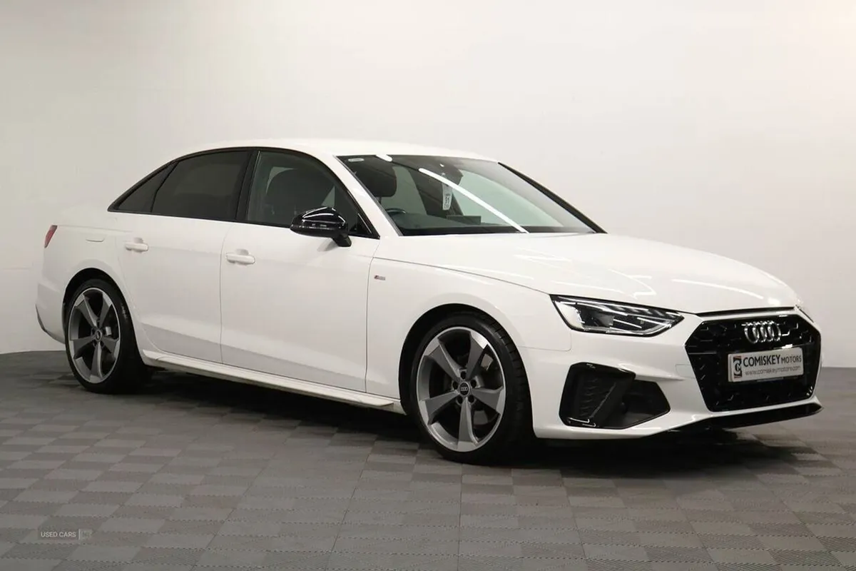 Audi A4 TDI Black Edition - Image 1