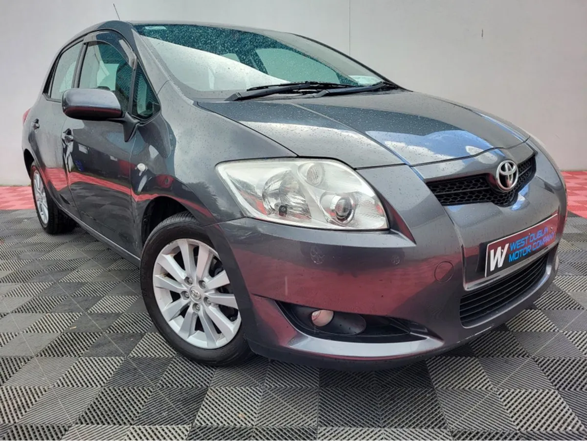 Toyota Auris 1.6 Luna MM 08 5DR Front AND Rear Ca - Image 1