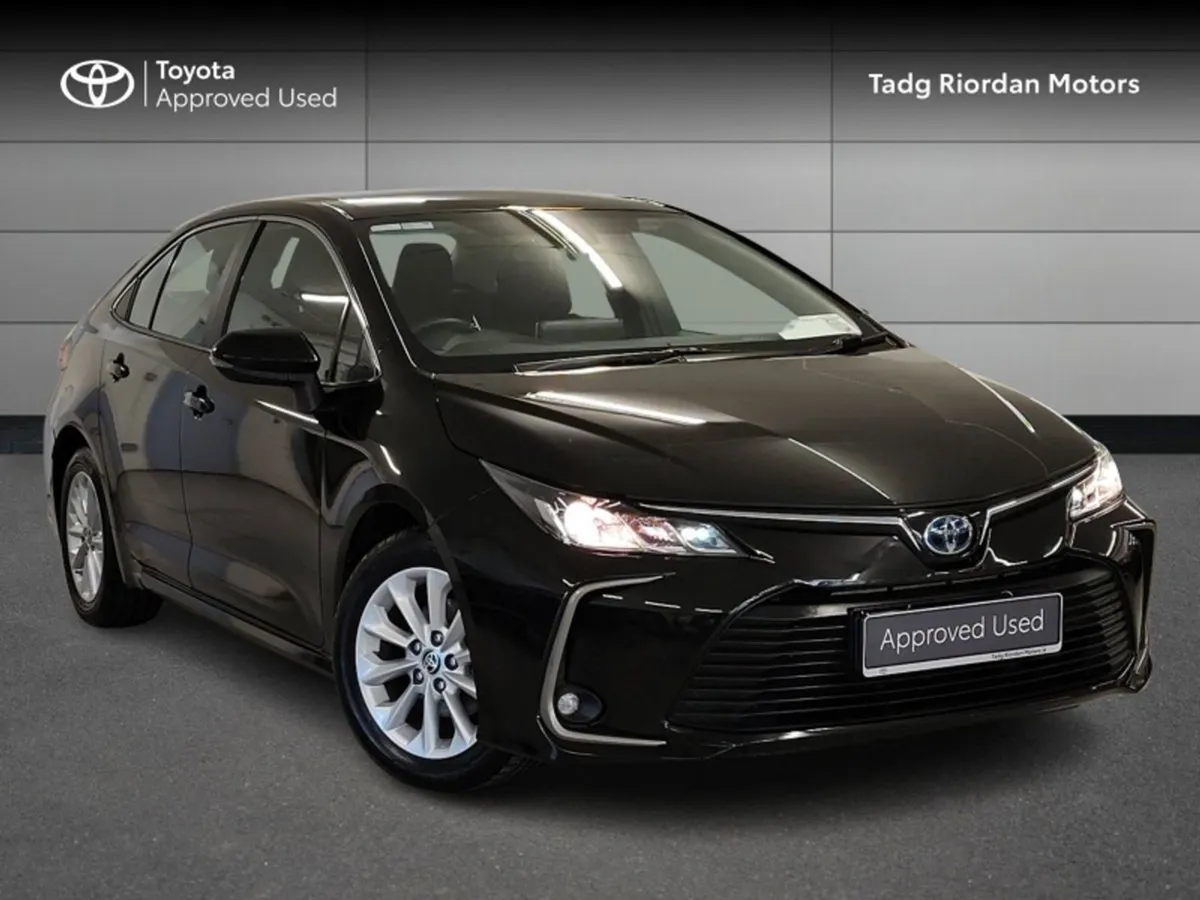 Toyota Corolla Hybrid Luna - Image 1