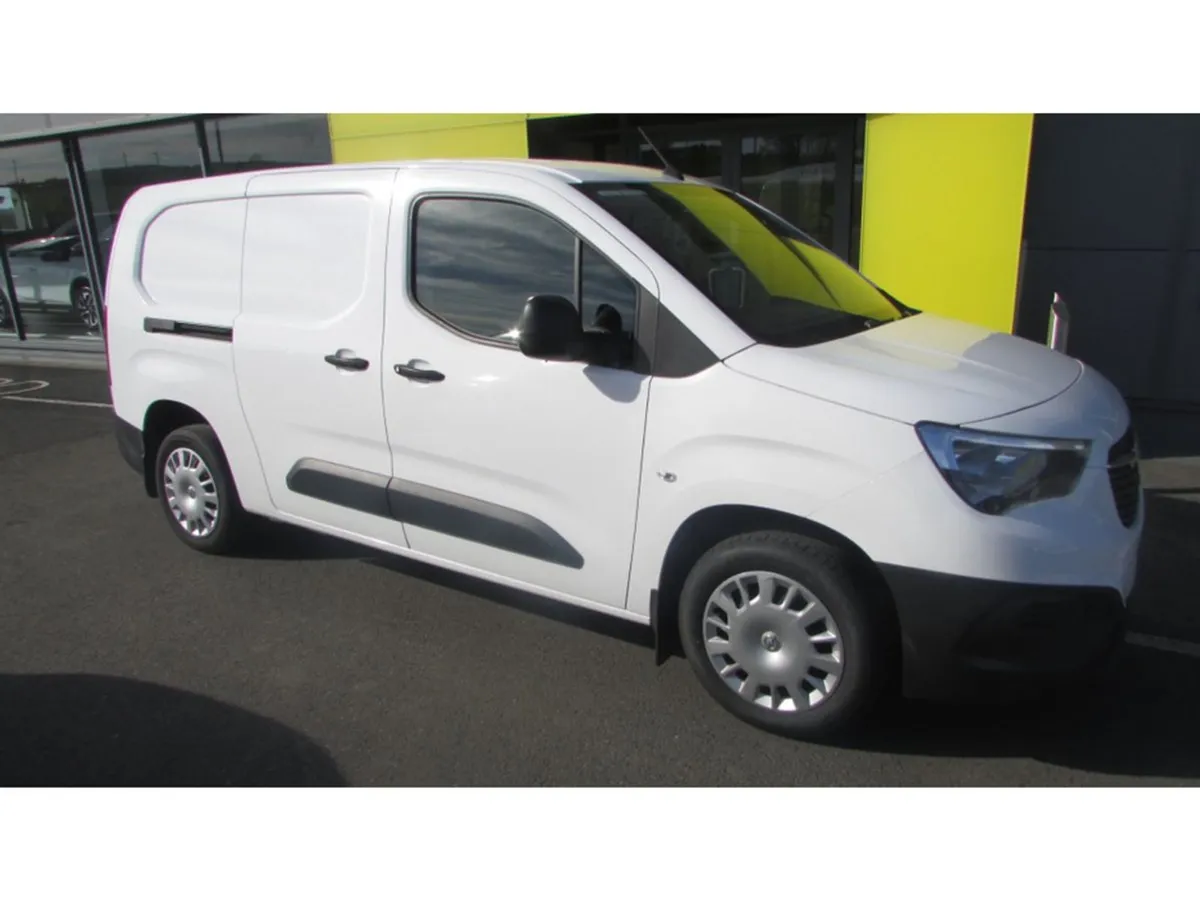 Opel Combo L2h1 1.5 D-turbo 100PS - Image 1