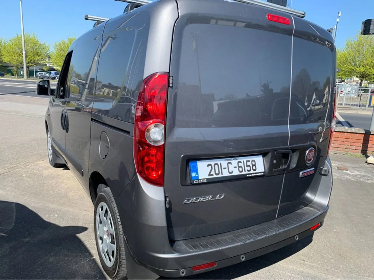 Fiat Doblo Doblo  1.3 95bhp Cargo SX L1 E6D 2DR - Image 3