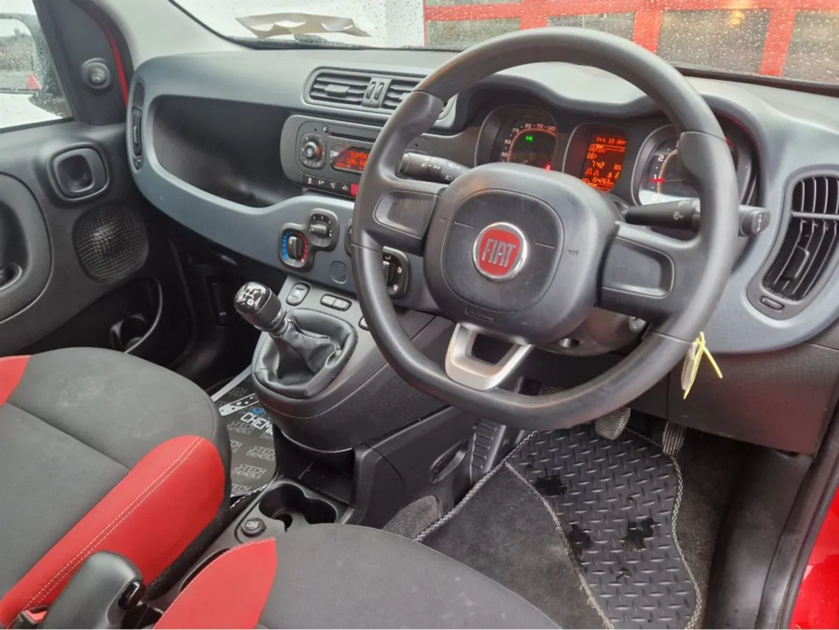 Fiat Panda POP 1.2 69bhp 5DR - Image 4