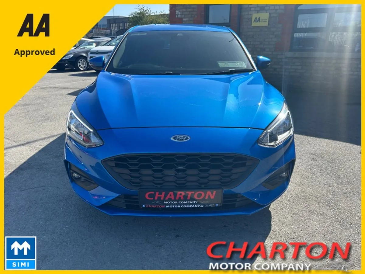 Ford Focus St-line 1.0 Ecoboost 125 125PS 4DR - Image 3