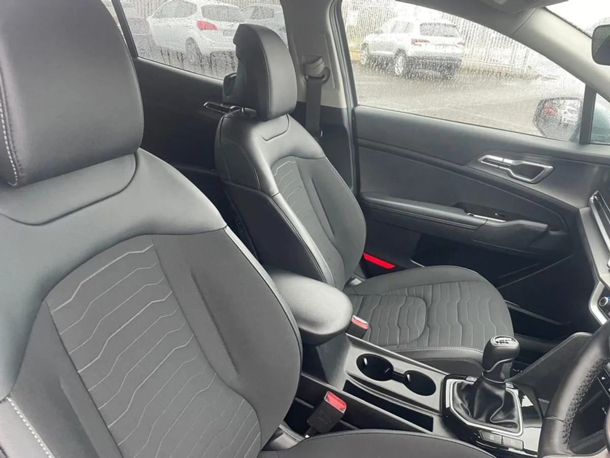 Kia Sportage K3 Mhev My23 5DR (only 40 Mins From - Image 4