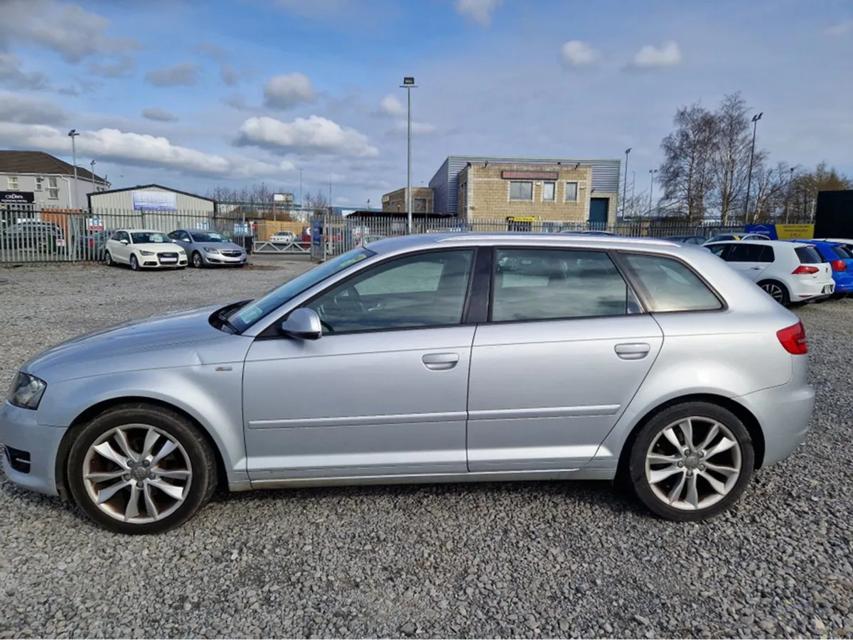 Audi A3 Sportback 1.6 TDI 105 Sport 5DR - Image 2