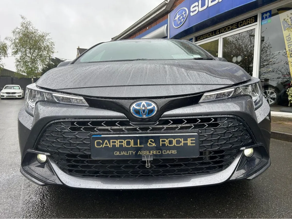 Toyota Corolla Hybrid-luna Hatchback - Low Mileag - Image 3