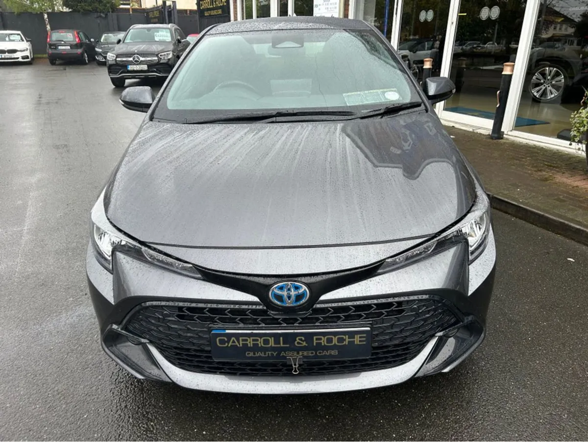 Toyota Corolla Hybrid-luna Hatchback - Low Mileag - Image 4
