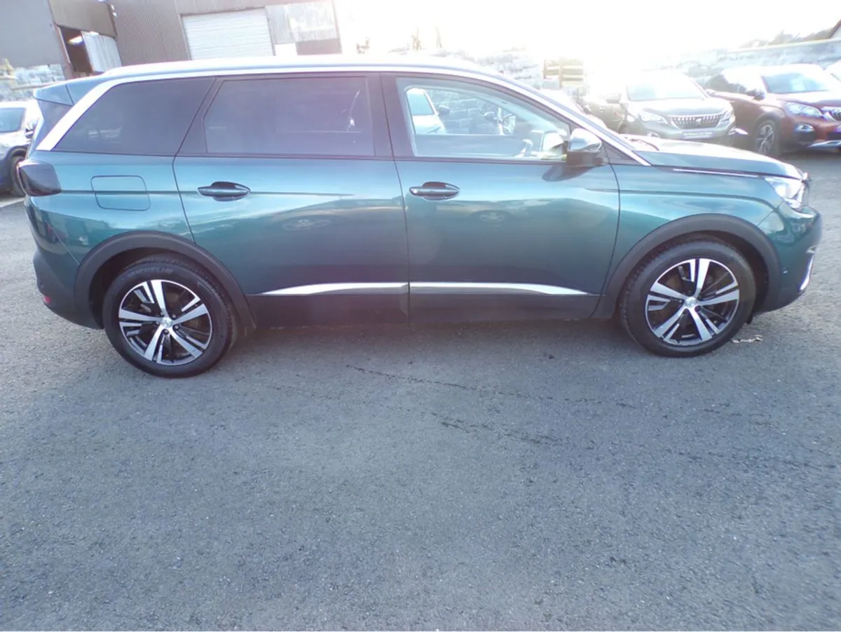 Peugeot 5008 Allure Bluehdi S/S - Image 4