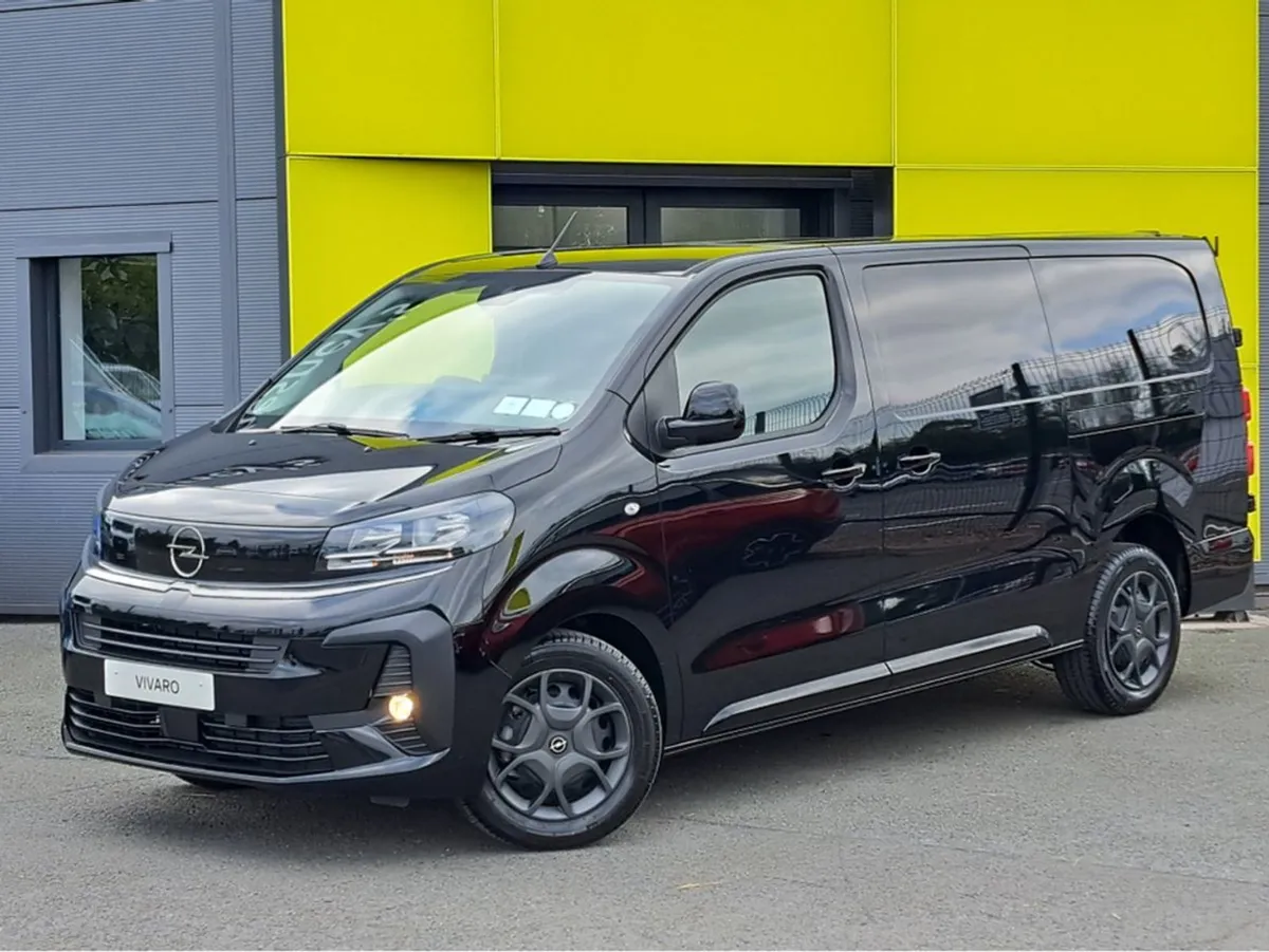 Opel Vivaro Sportive 1.5td 120BHP L2h1  rev Camer - Image 2