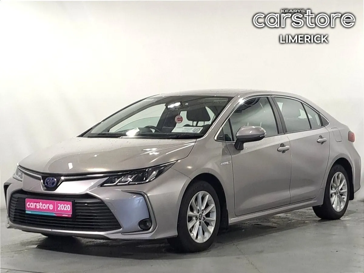Toyota Corolla 1.8 Hybrid Luna Saloon - Image 1
