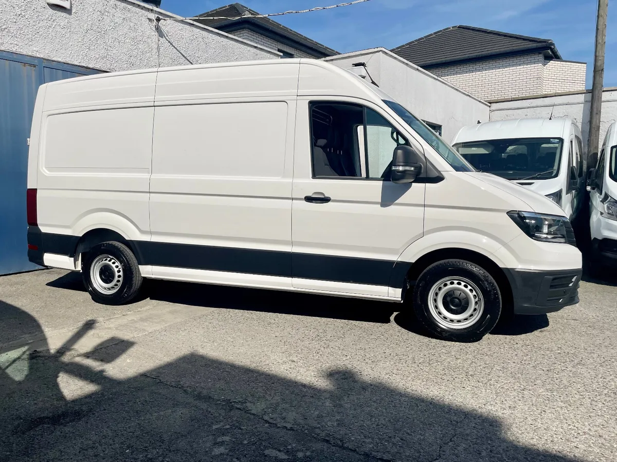 Volkswagen Crafter 35 2.0TDI 140PS MWB H/R,2022 - Image 2