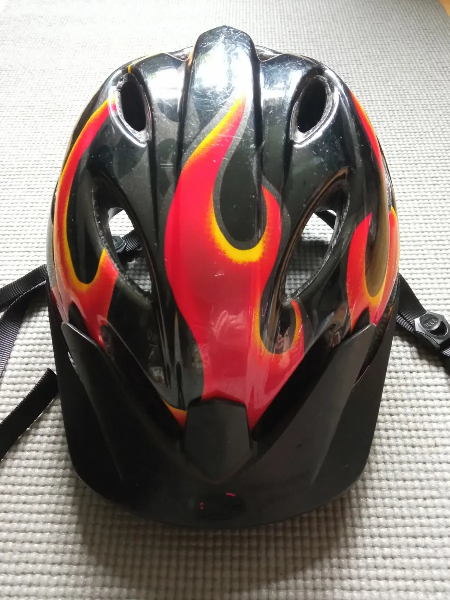 Kids Cycling Helmet - Image 1