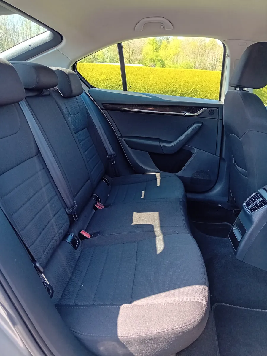 Skoda Octavia 2014 - Image 4