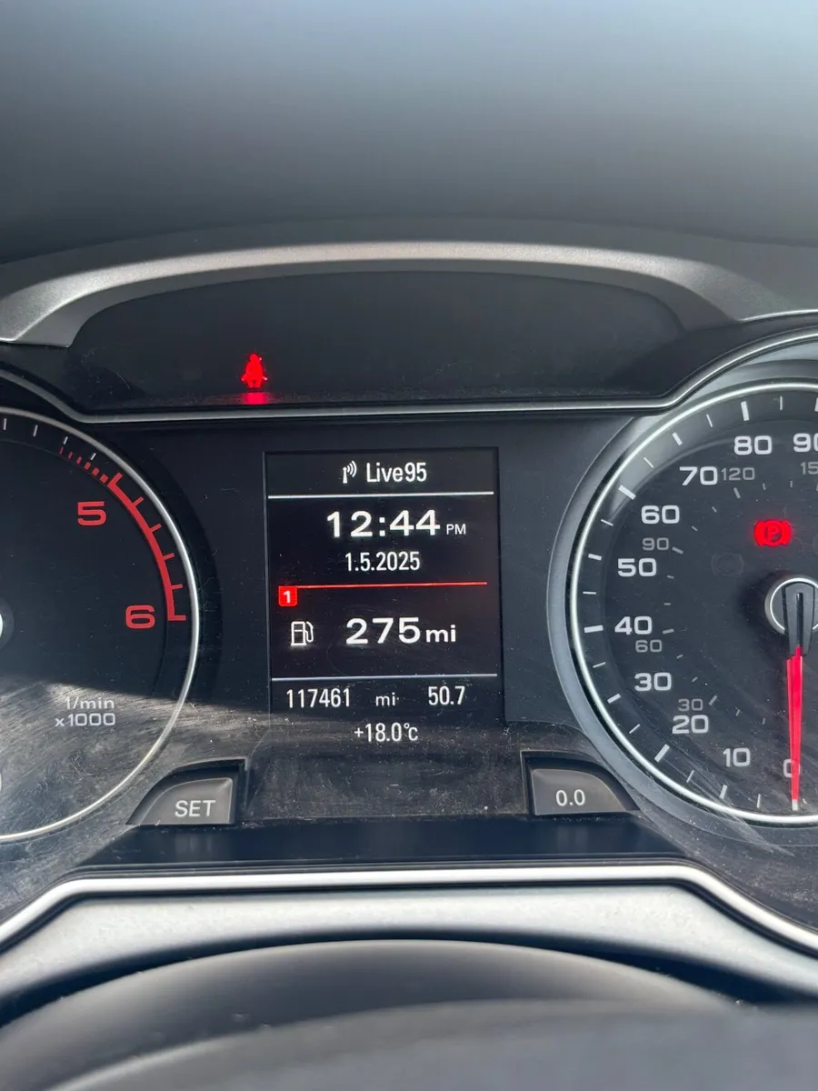 Audi A4 2015 - Image 3