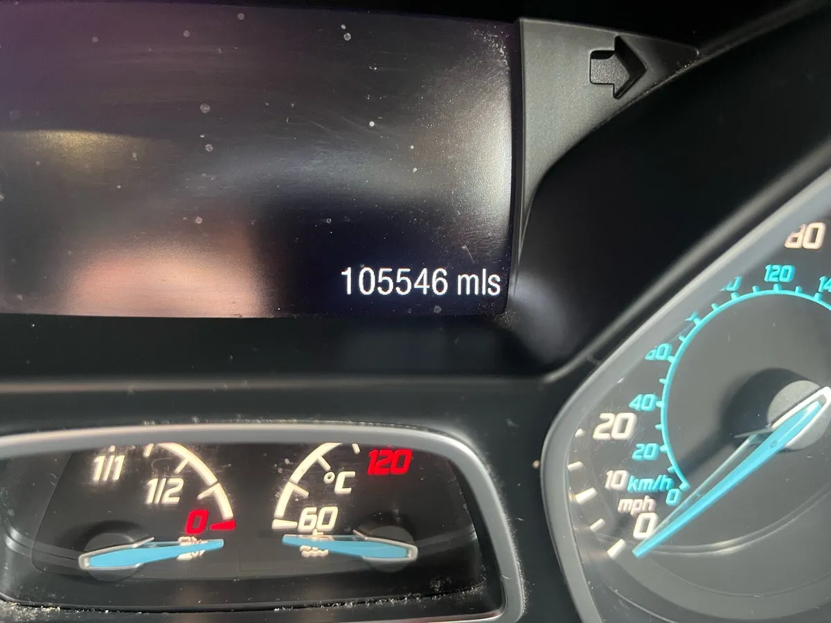 2016 ford kuga 2.0 Diesel zetec taxed /tested - Image 4
