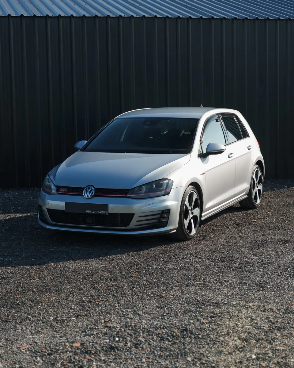 Volkswagen Golf Gti - Image 2