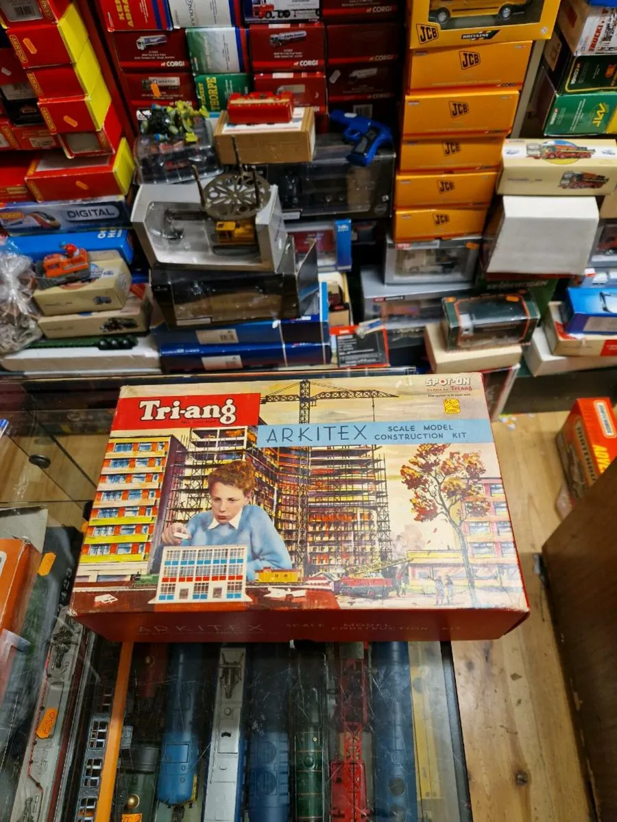 Vintage Triang Spot-On Arkitex Kit - Image 1