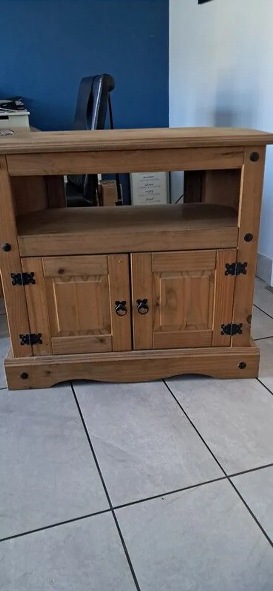 Corona Mexican Pine TV unit - Image 1