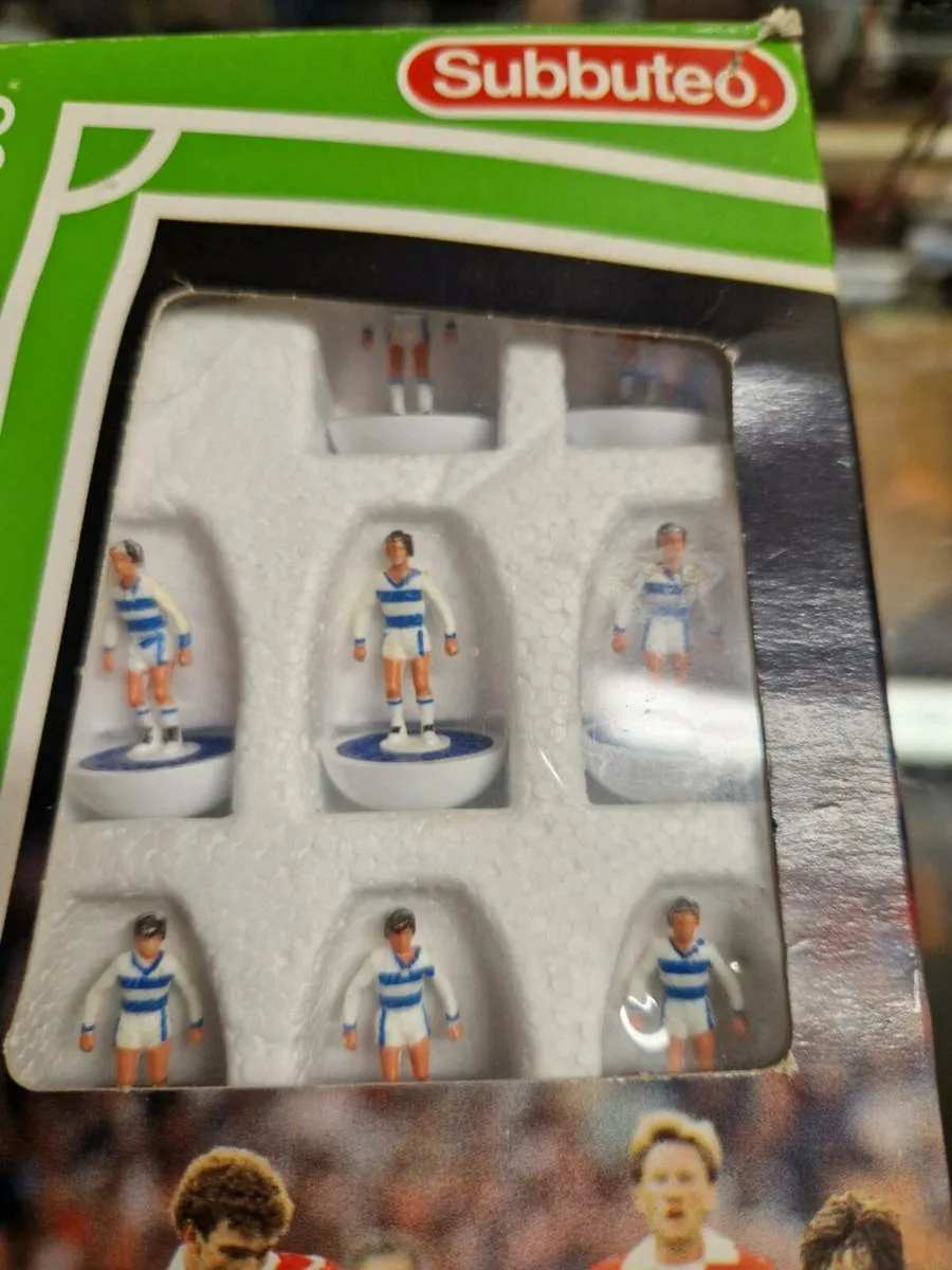 Vintage Subbuteo Football Team Queens Park Rangers - Image 3