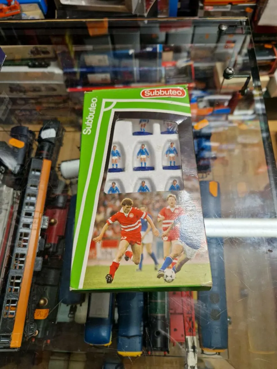 Vintage Subbuteo Football Team Italian - Image 1