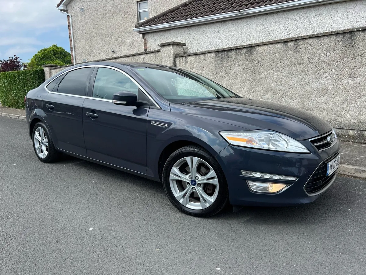 2014 Ford Mondeo Top Spec Titanium X - Image 4