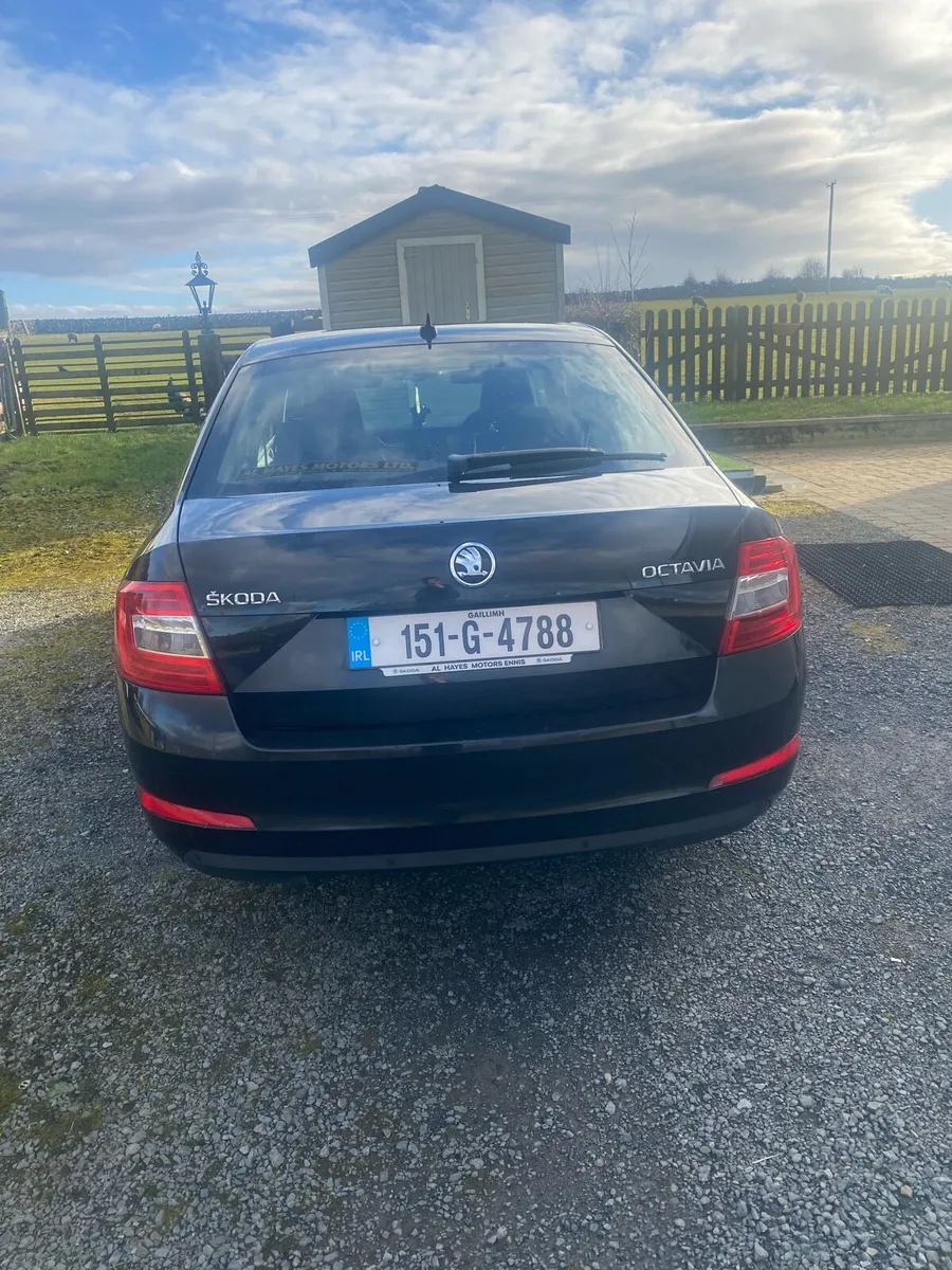 Car - Image 4