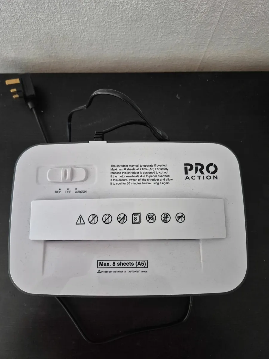 ProAction paper shredder - Image 2