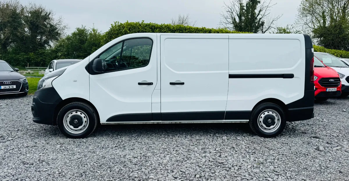 Nissan NV300 2021 LWB 120 XE 1300 MY20 4DR - Image 4