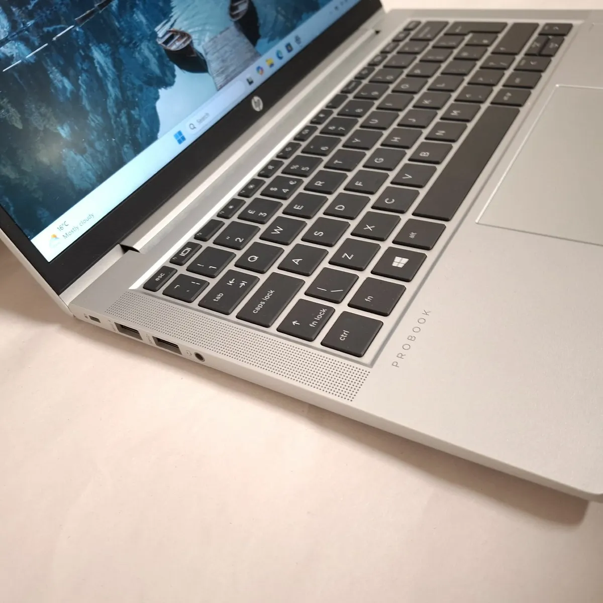 HP ProBook 635 Aero G8 Ryzen 5 5600U, 16GB RAM, - Image 3