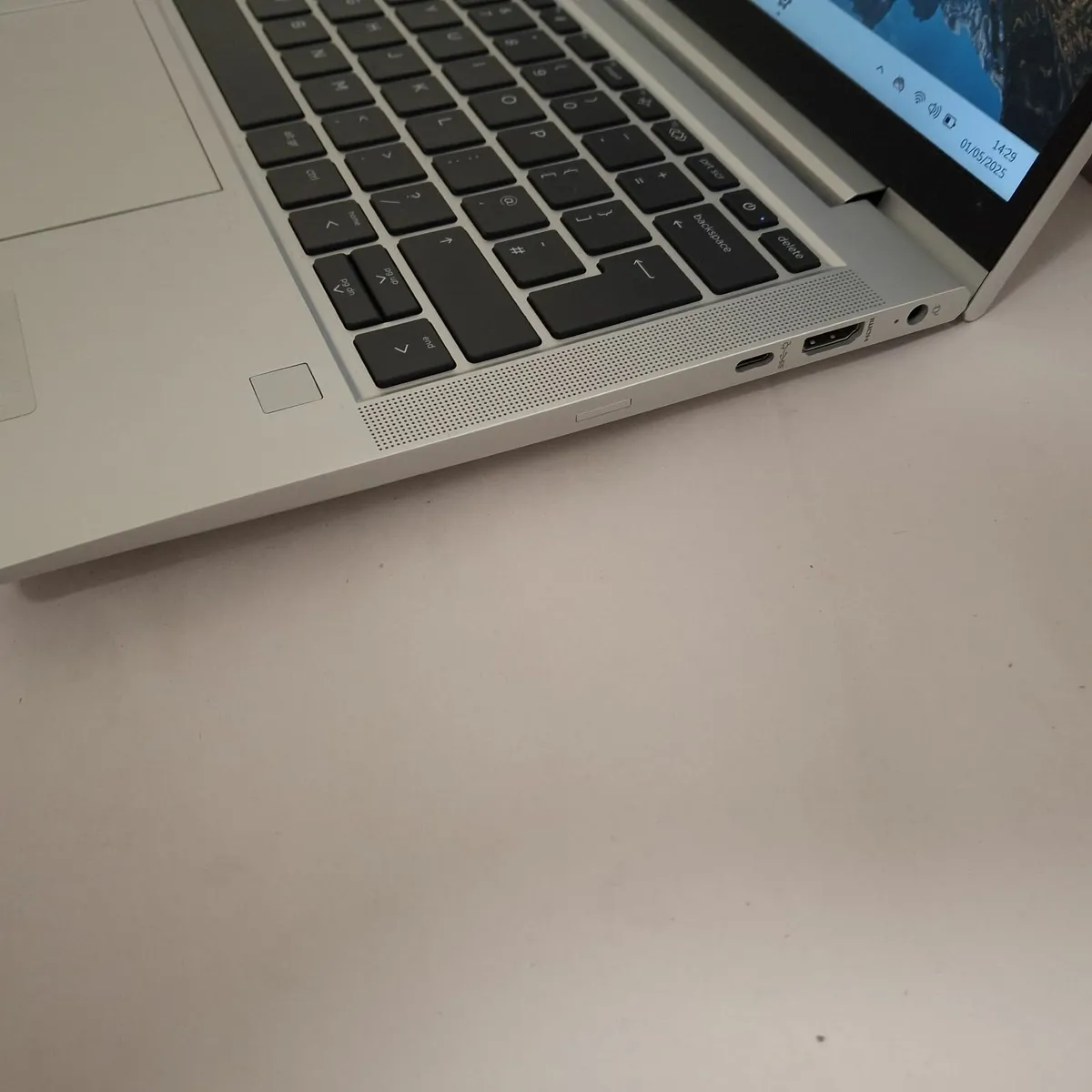 HP ProBook 635 Aero G8 Ryzen 5 5600U, 16GB RAM, - Image 4