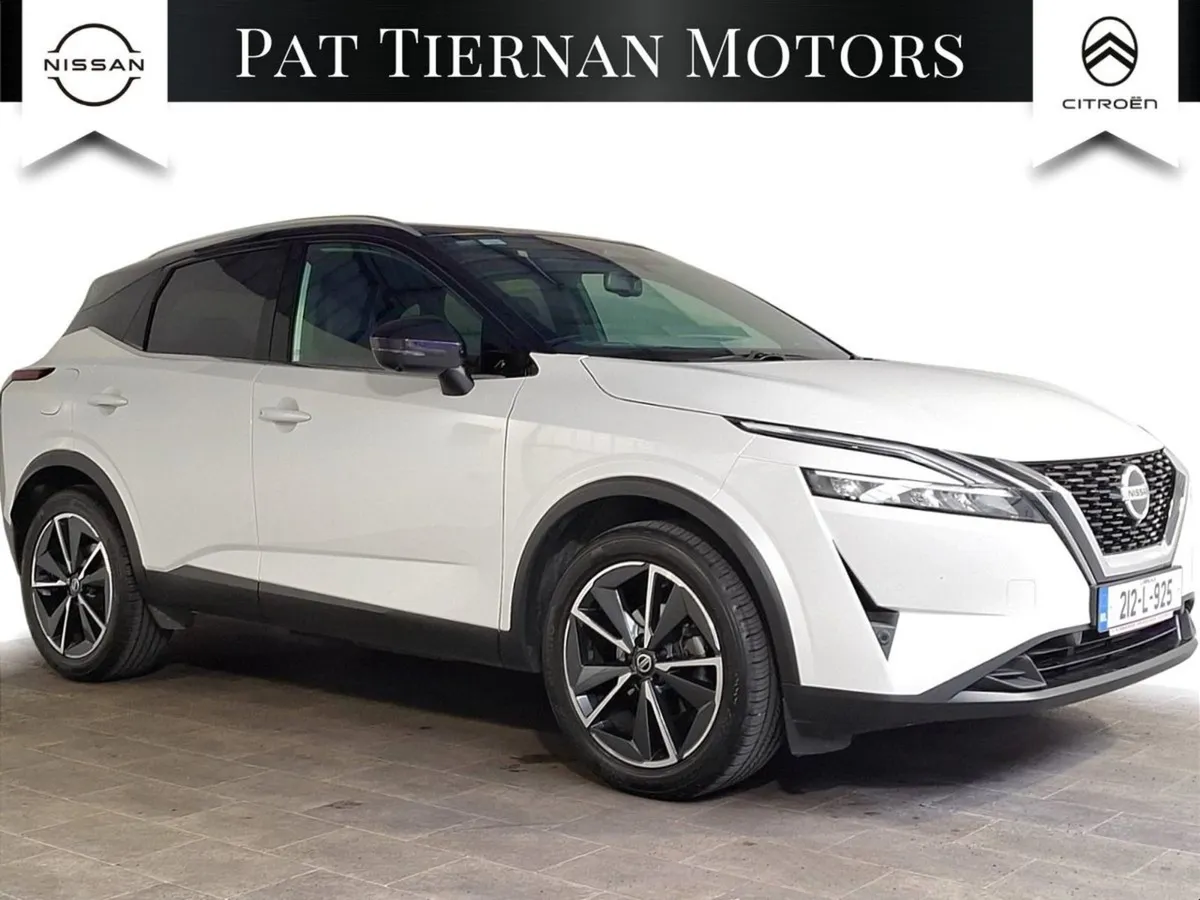 Nissan QASHQAI 1.3 PET SVE Auto - Image 1