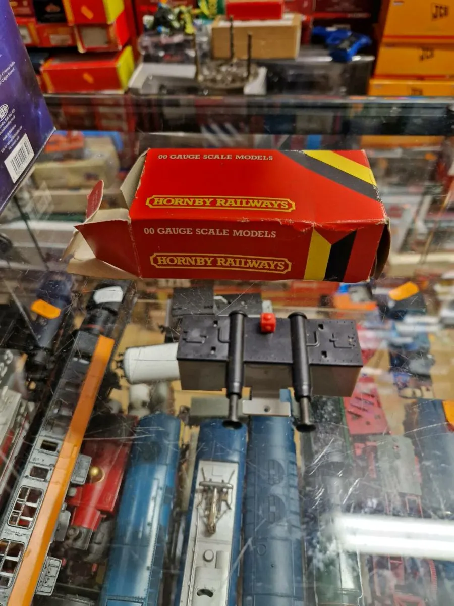 Hornby OO Gauge Hydraulic Buffer Stop - Image 1