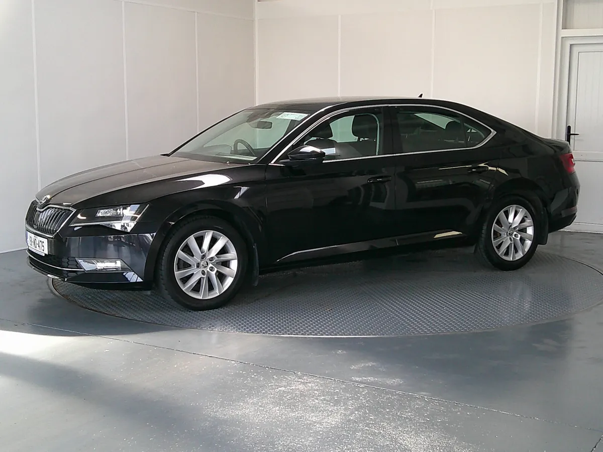 Skoda Superb 2019 - Image 3