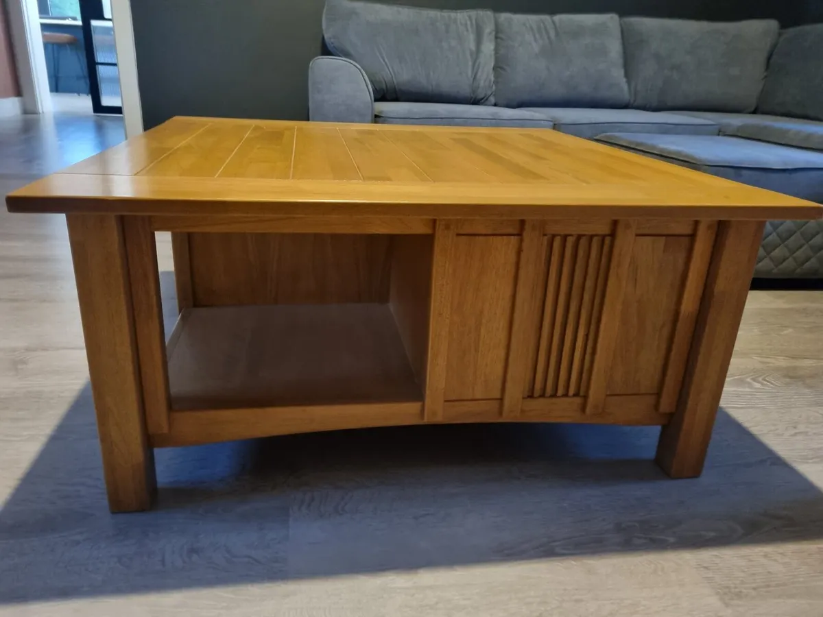 Coffee table - Image 1