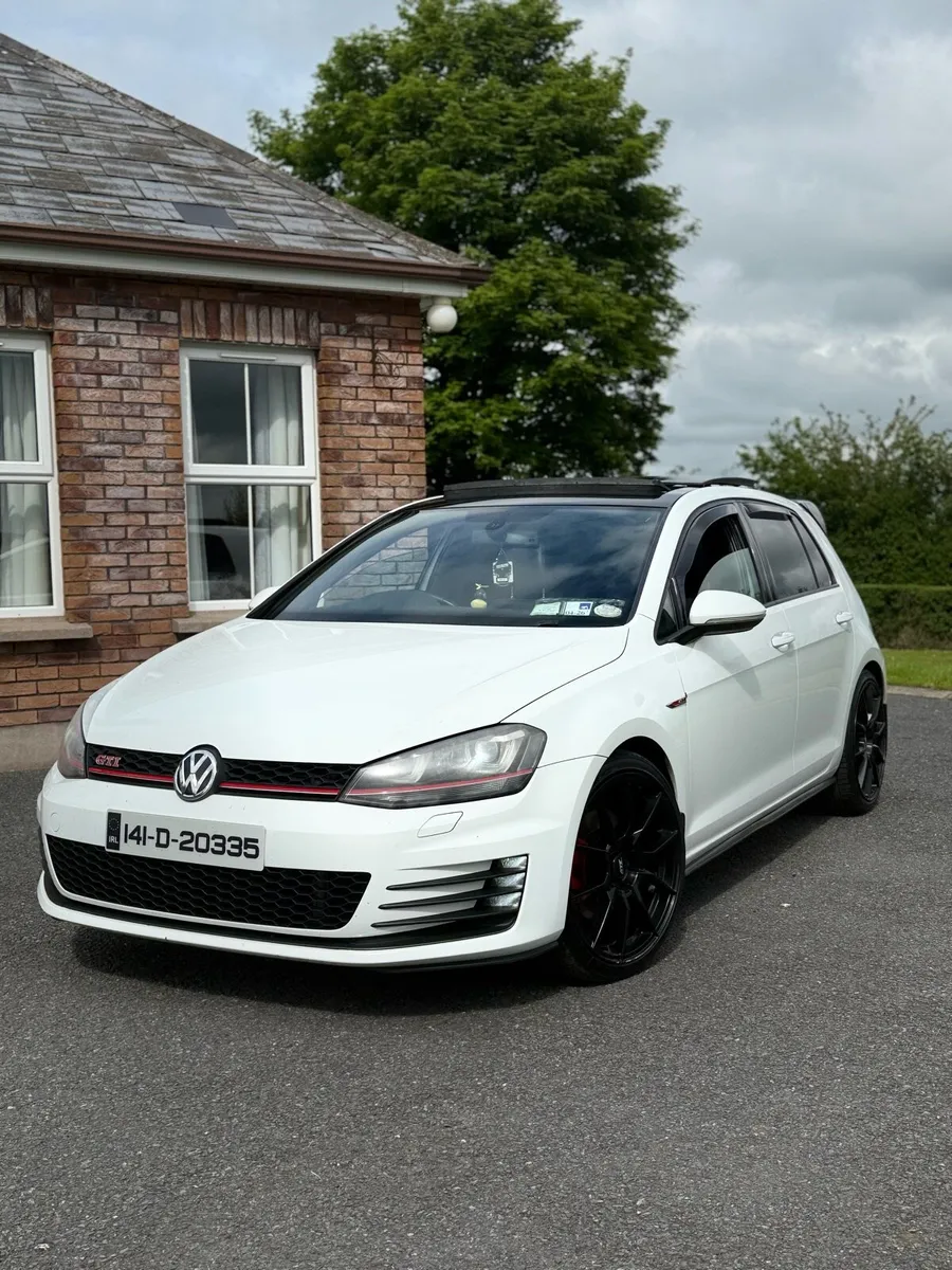 Sunroof Volkswagon Golf GTI 300+bhp - Image 4