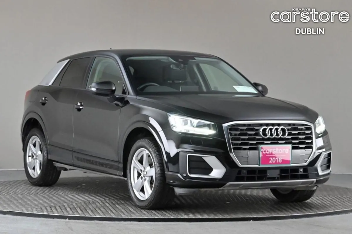 Audi Q2 1.0 Tfsi S-tronic 115BHP  reverse Cam par - Image 1