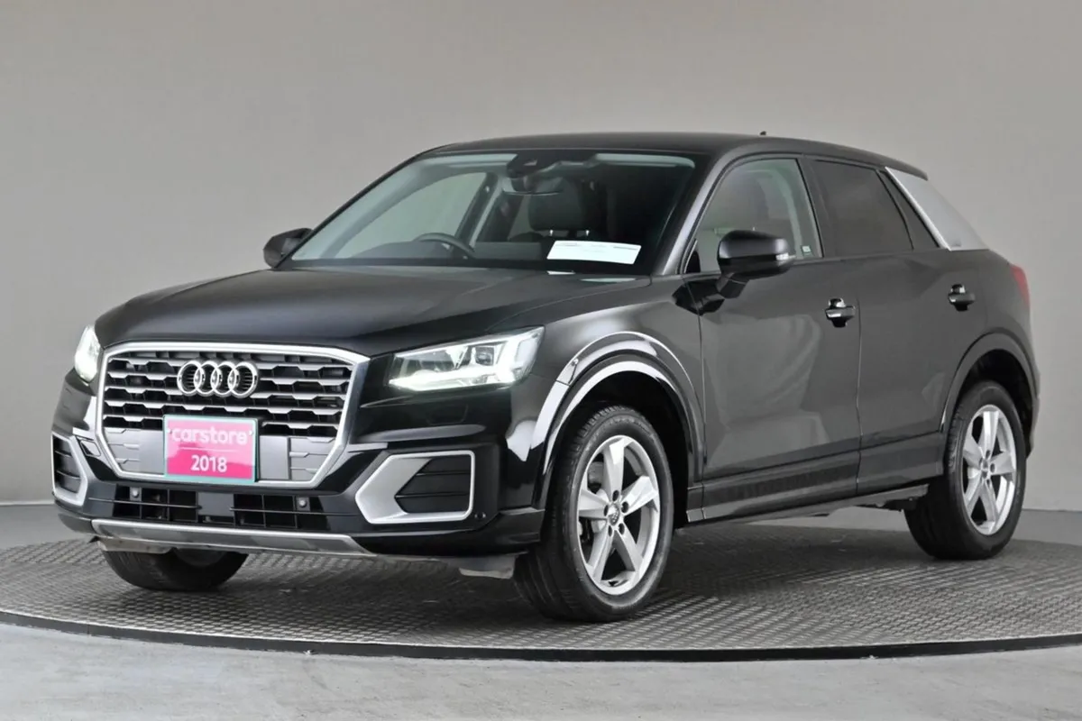 Audi Q2 1.0 Tfsi S-tronic 115BHP  reverse Cam par - Image 3