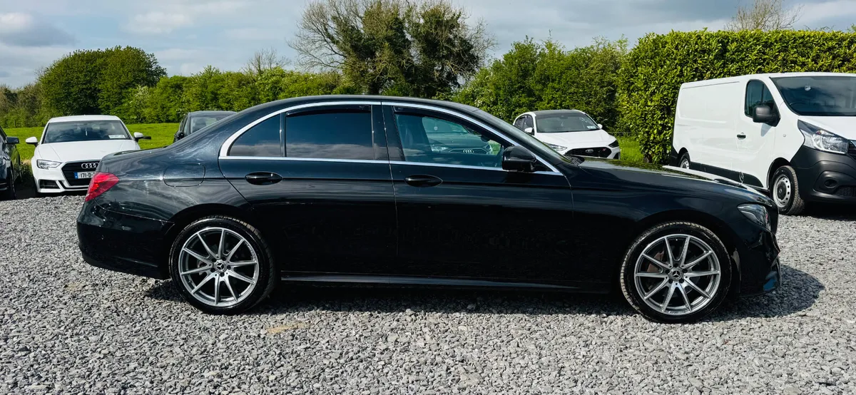 Mercedes-Benz E-Class 2019 E220 D AMG LINE EDITION - Image 4