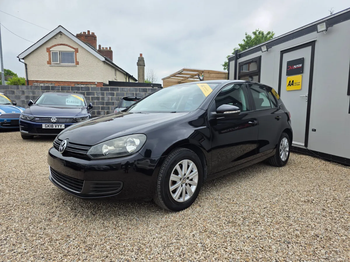 Volkswagen Golf 1.4 Auto - Image 1