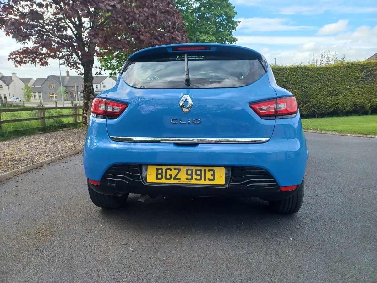 Renault Clio 2016 - Image 2