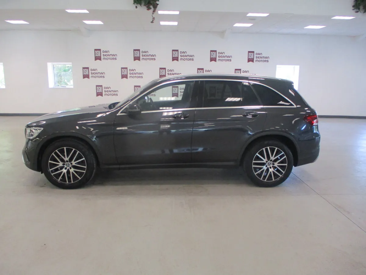 2022 Mercedes-Benz GLC 220d auto T/dsl - Image 1